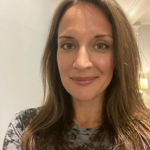 Meet your Posher, Diana